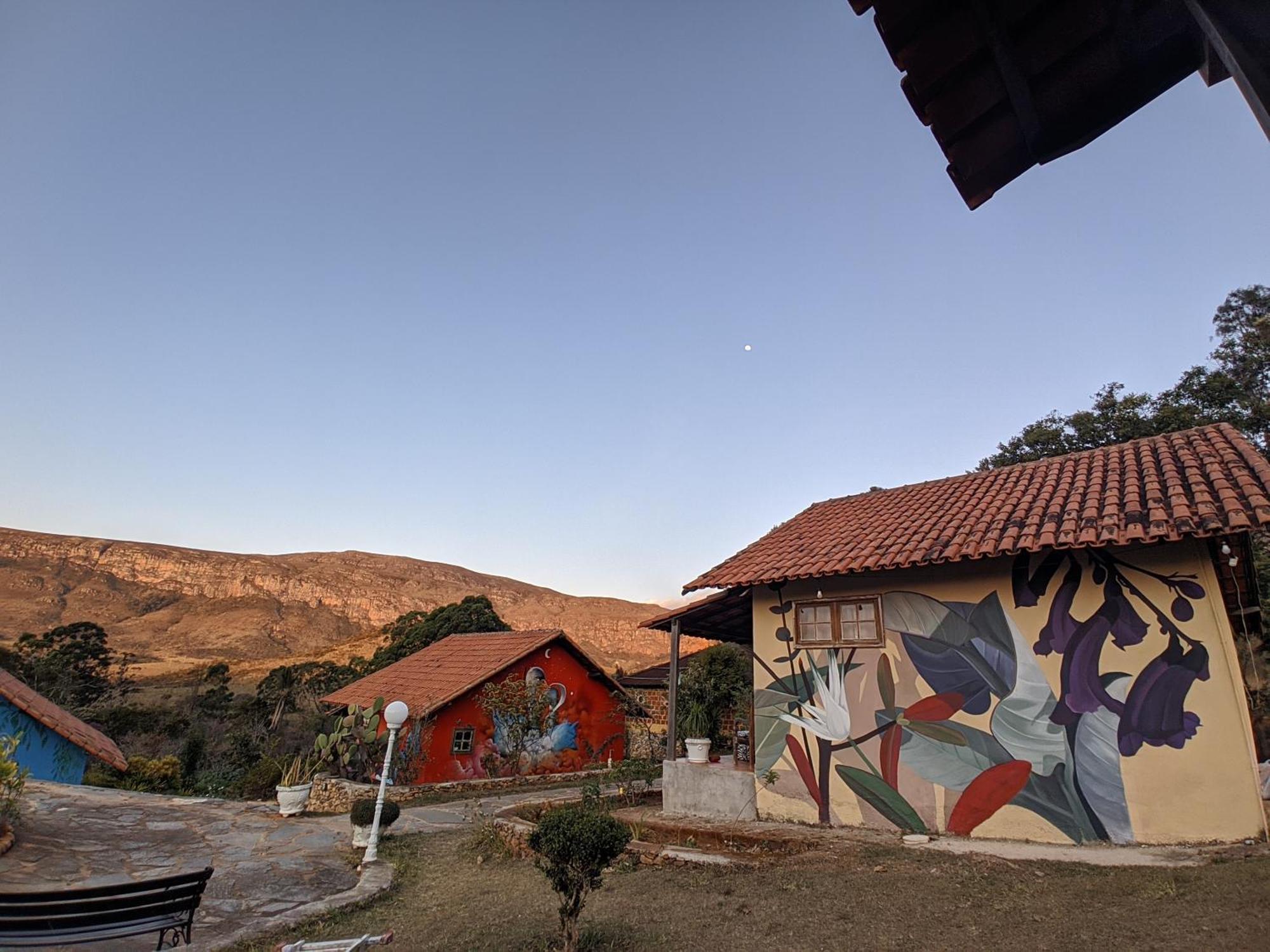 Pousada Barriga Da Lua Villa Serra do Cipo National Park Exterior photo